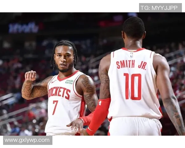 火箭与雷霆精彩对决回顾12月26日比赛录像全程回放分析