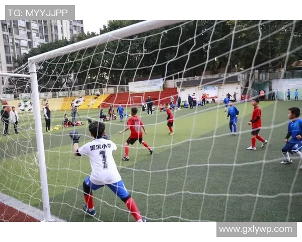 西安足球队荣登全国足球配合排行榜第二名展现团队实力与默契 西安足球队荣登全国足球配合排行榜第二名展现团队实力与默契