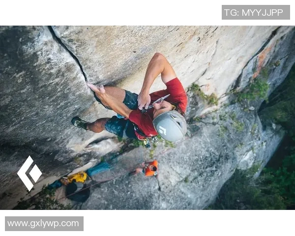 南京攀岩队技术争议引发热议攀岩爱好者的不同声音与观点碰撞 南京攀岩队技术争议引发热议攀岩爱好者的不同声音与观点碰撞